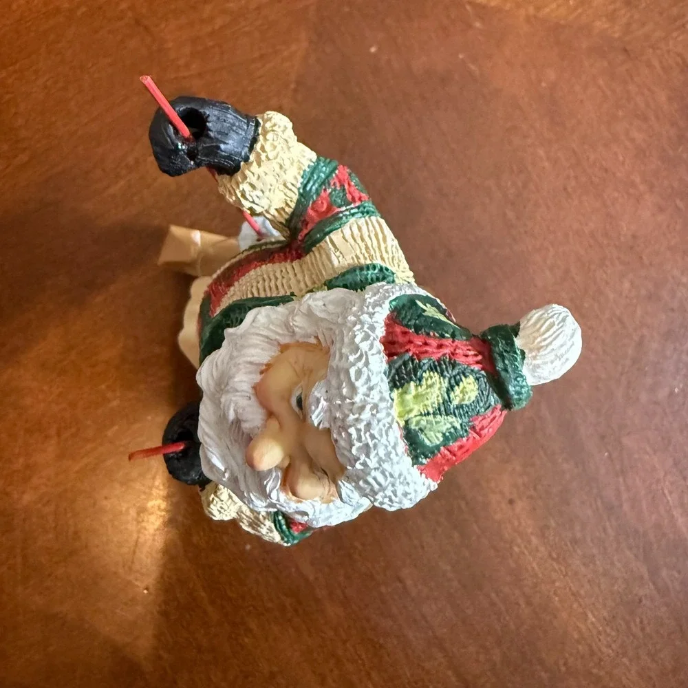 Vintage 1995 Elegance Inc Resin Skiing Santa Claus Figurine 4.5